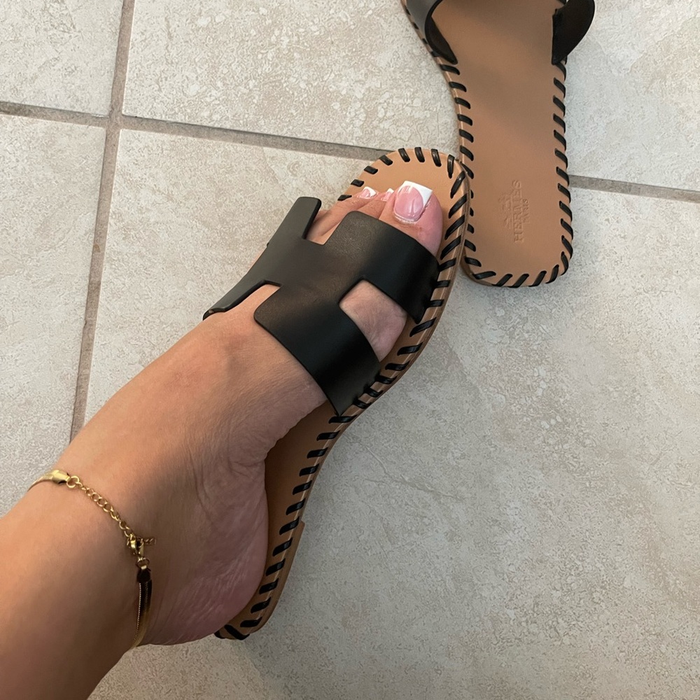 Hermes slippers